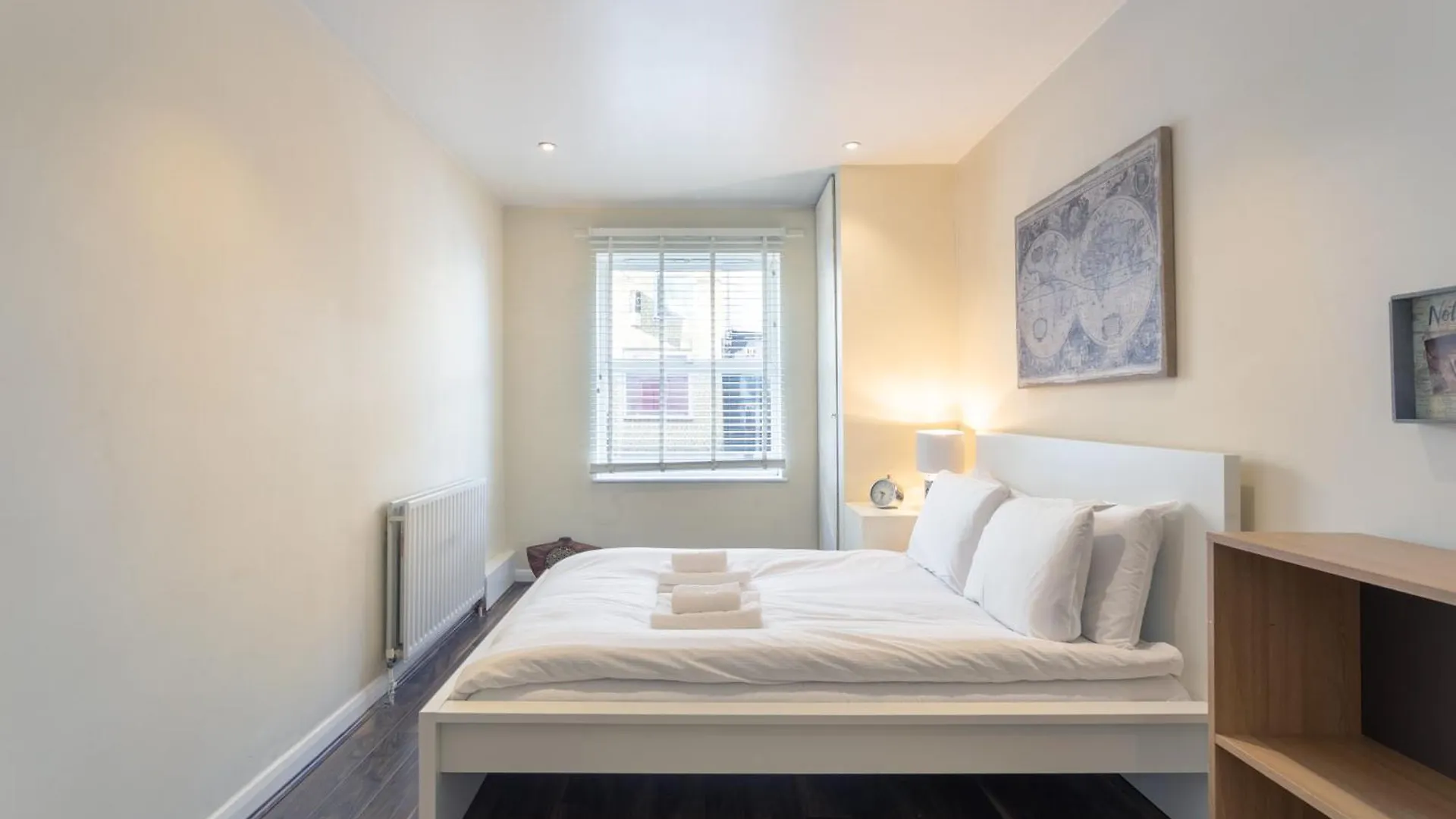 Stylish And Homely 4 Bedroom Home In East Londyn Apartament